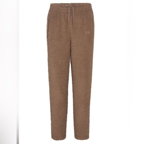 NWT SKIMS Teddy Joggers Sherpa Size Large - Picture 5 of 9